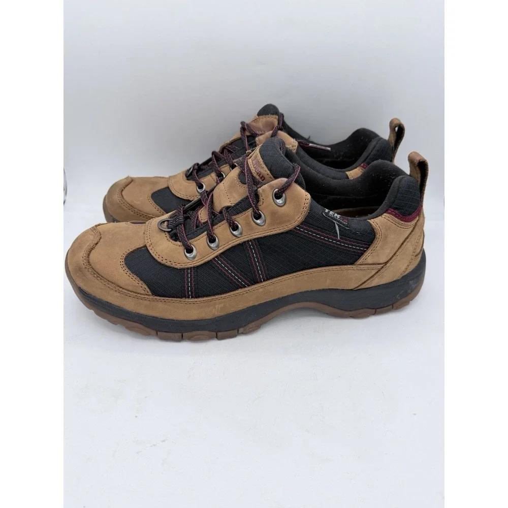 LL Bean Snow Sneakers W/‎ Attic Grip Low Lace Up MEN 10.5 Waterproof EUC
